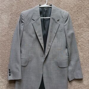 Elegant Gray Women's Blazer